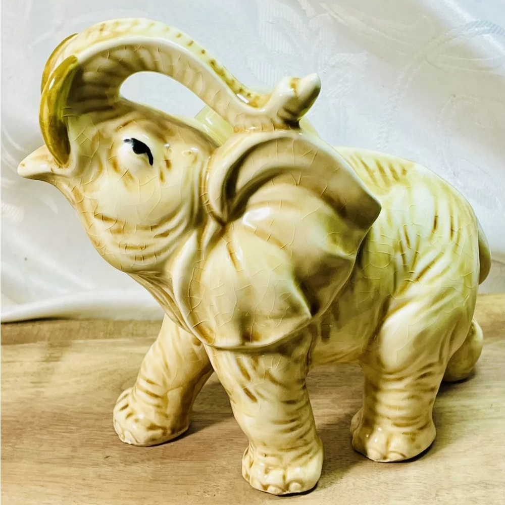 VINTAGE NORLEANS JAPAN 1950s Ceramic Elephant Figurine Good Luck RARE EC